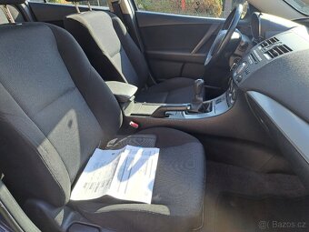 Mazda 3 2.0i Exclusive - 10