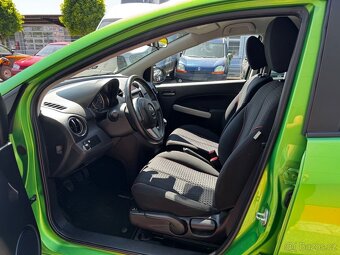 Mazda 2 1.3 62kw, 2012, bez koroze, servisovaná, hezký stav - 10