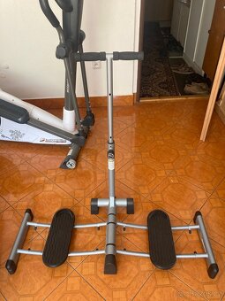 Cvičební stroj Leg Magic – na stehna, hýždě a boky - 10