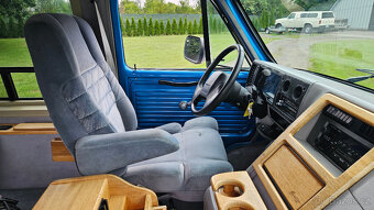 1993 Chevrolet G20 Van, 5.7 V8, pěkný originální stav - 10