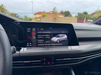 Volkswagen Golf GTI/2.0 TSI/DSG/180 kW/servis VW/r. 2021 - 10