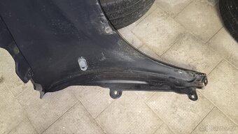 Volkswagen Golf 4 přední blatník - 10