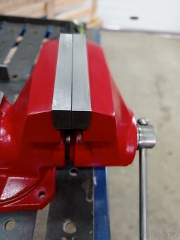 Svěrák York 150L T - 10