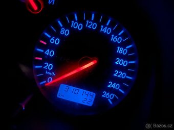 Volkswagen Golf IV 1.6 74 kW - 10