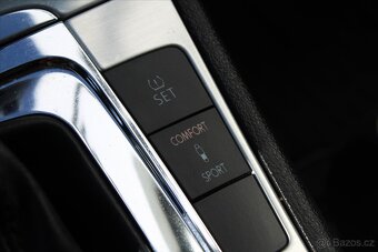 Volkswagen Passat CC 2.0 TDI 125kW DSG SERVIS KN. Č (2010) - 10