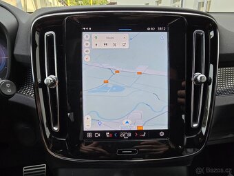 VOLVO XC40 300kW 4x4 TWIN RECHARGE PRO ČR 2022 LED+NAVI -DPH - 10
