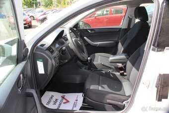 Škoda Rapid - 10