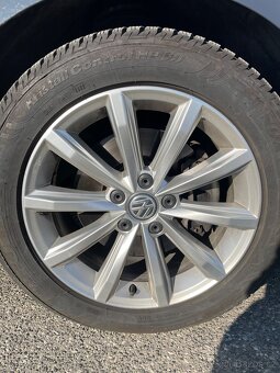 VW Passat Highline 2,0TDI SRC 110kw CZ - 10