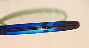 Prodám tenisovou raketu Yonex ezone 100 ve vynikajícím stavu - 10