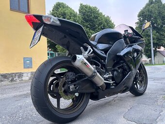 Kawasaki Zx10R Ninja 2006 - 10