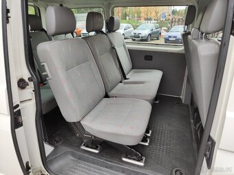 Volkswagen Caravelle - 10