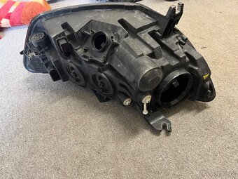 Audi a6 predni svetlo - 10