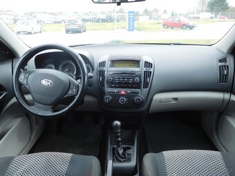 Kia Cee'd 1.4i CVVT 16V Comfort, 80 kW, Klima - 10
