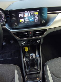 ŠKODA Kamiq 1.0TSI 81kw STYLE Plus ČR 2022 - 10