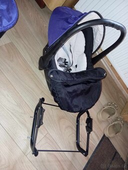 Darujeme kočárek za odvoz - 10