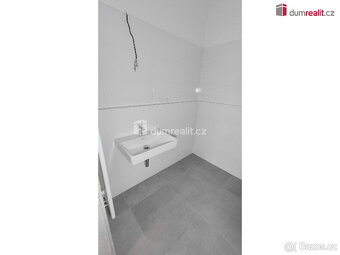 Nový světlá byt 1+kk, 30 m2, 4np, / 3 p. OV, novostavba, Pra - 10