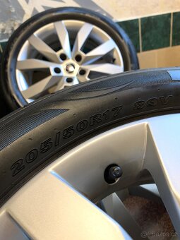 Alu kola Škoda R17 5X112 LETNÍ PNEU 205/50 R17 CRYSTAL - 10