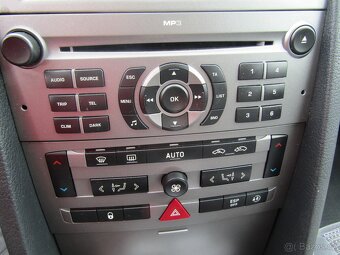 Peugeot 407 2.0i , 103 kW benzín, 2006 - 10
