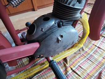 ČZ 150 C,pevný rám z roku 1950 - 10