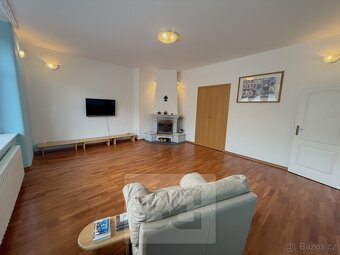 Pronájem bytu 3+1 106 m², Praha - Holešovice, ev.č. N08558 - 10