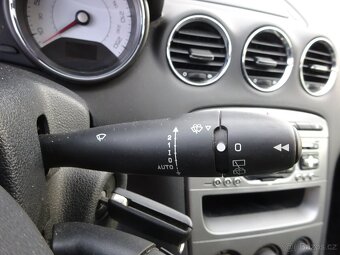 Peugeot 308 1.6i r.v.2010 serviska STK:9/2027 - 10