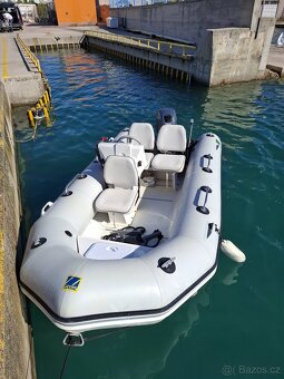 Prodám motorový člun zodiac gumový rozskládací kyl pevny - 10