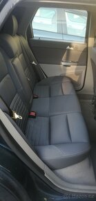 Volvo v50, r.v. 2007, 2.0 benzin, premium audio - 10