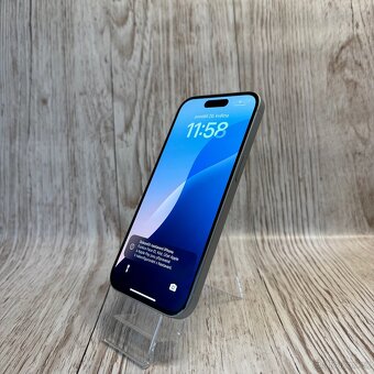 iPhone 15 128GB, bílý (12 měsíců záruka) - 10