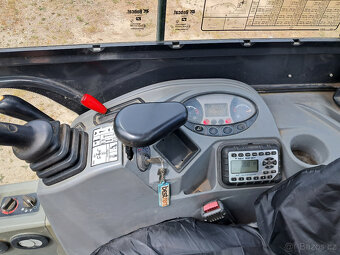 Bobcat E19, rok 2015 - 10