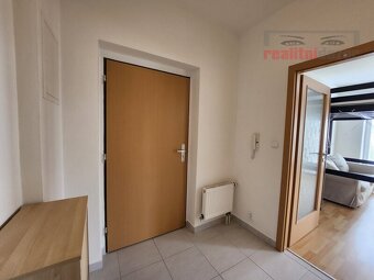 Pronájem - část. zař. 1kk 33m2, ul. U Leskavy, vč. spotřebič - 10