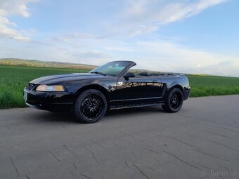 Ford Mustang 4.6 GT manuál,cabrio - 10