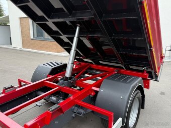 IVECO DAILY TŘÍSTRANNÝ SKLÁPĚČ + HYDRAULICKÁ RUKA do 3,5 - 10