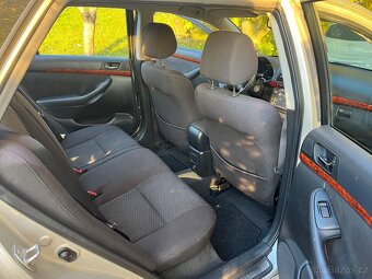 Toyota Avensis 2.0 Benzín - 10