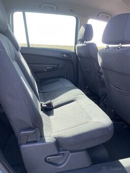 Opel zafira 1.9 cdti - 10