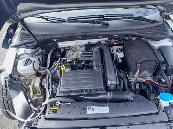 Volkswagen Passat Combi 1.4 TSI DSG 110KW serv 2x klíč - 10