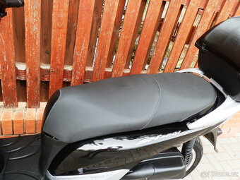 Honda SH 300i (2011) - 10
