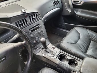 Prodám Volvo V70 D5 2.4 diesel automat 2002 120kw - 10