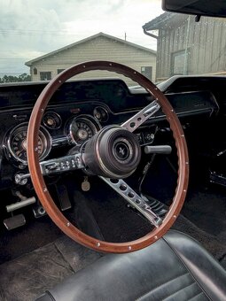 Ford Mustang Fastback 1967 - 10