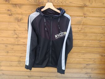 Pánská zimní bunda a balík oblečení - 10