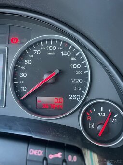 Audi A4 B6 Quattro 1.9 TDi 96 kW - 10