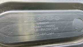 Toyota C-HR CHR Aygo X / Kia Rio - kryt prah podbeh maska - 10