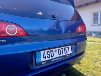 Honda Accord 2.2 - 10