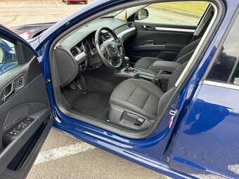Škoda Superb - 10