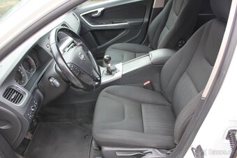 Volvo V60 2.0D3, V5, 120kW, servis - 10