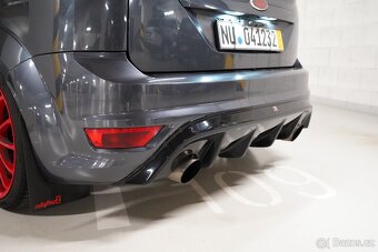 Ford Focus 2.5 ST - 10
