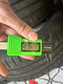 Alu kola 14” Škoda a letni pneu 185/60/R14 - 10
