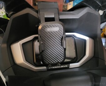 Držáky mob.telefonu pro MOTORKÁŘE - 10