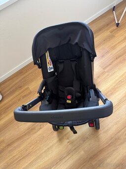 Autosedačka s kolečky - Doona i - 10