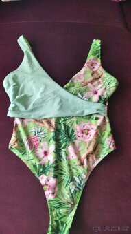 NOVÁ SPORTOVNÍ TRIKA PRO DOSPĚLÉ I ZA POLOVINU.XS32/34/M/L - 10