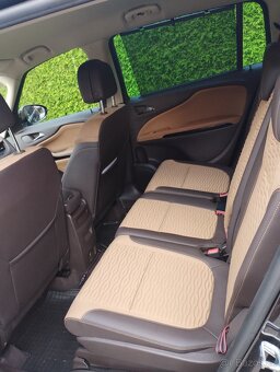 Opel Zafira Tourer 2.0 CDTI - 10